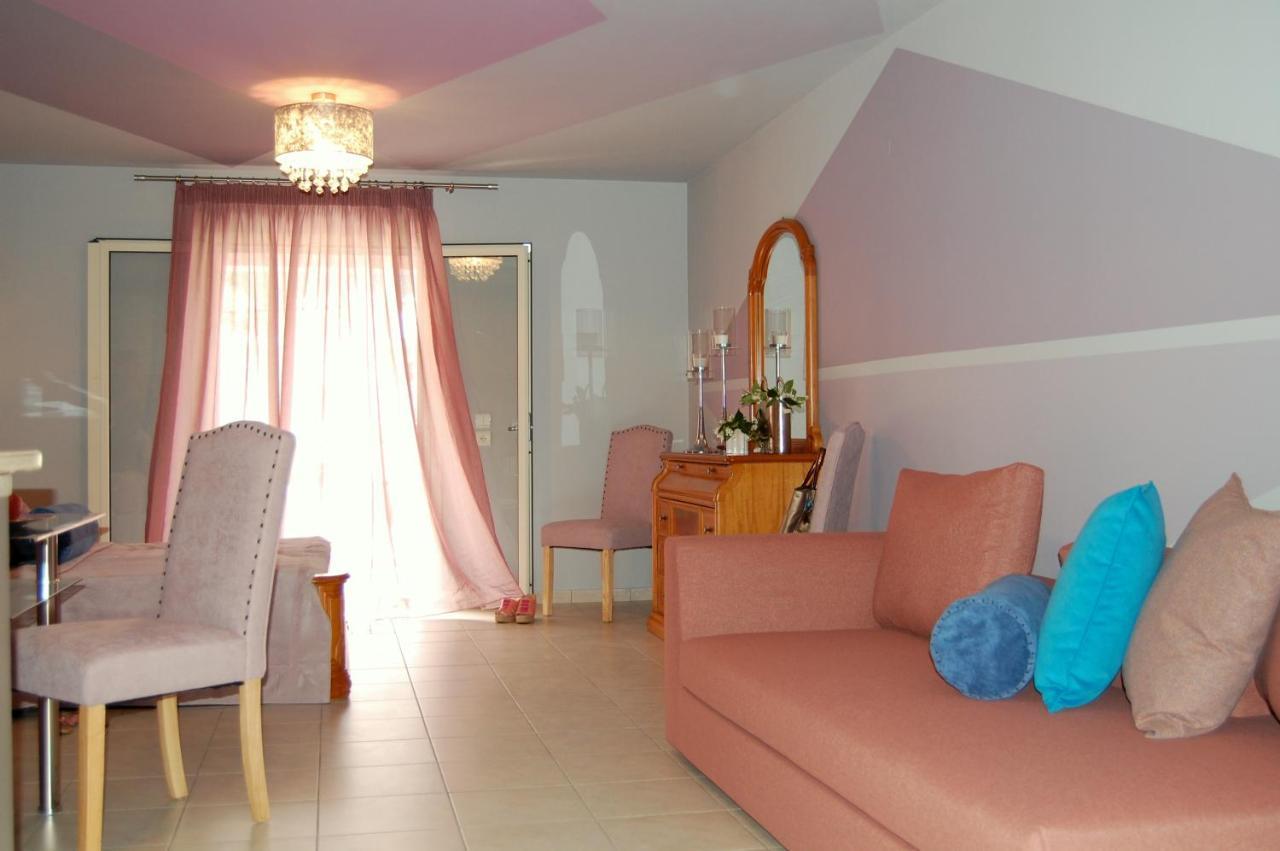 Alkyoni Apartments & Studios Poros  Ngoại thất bức ảnh