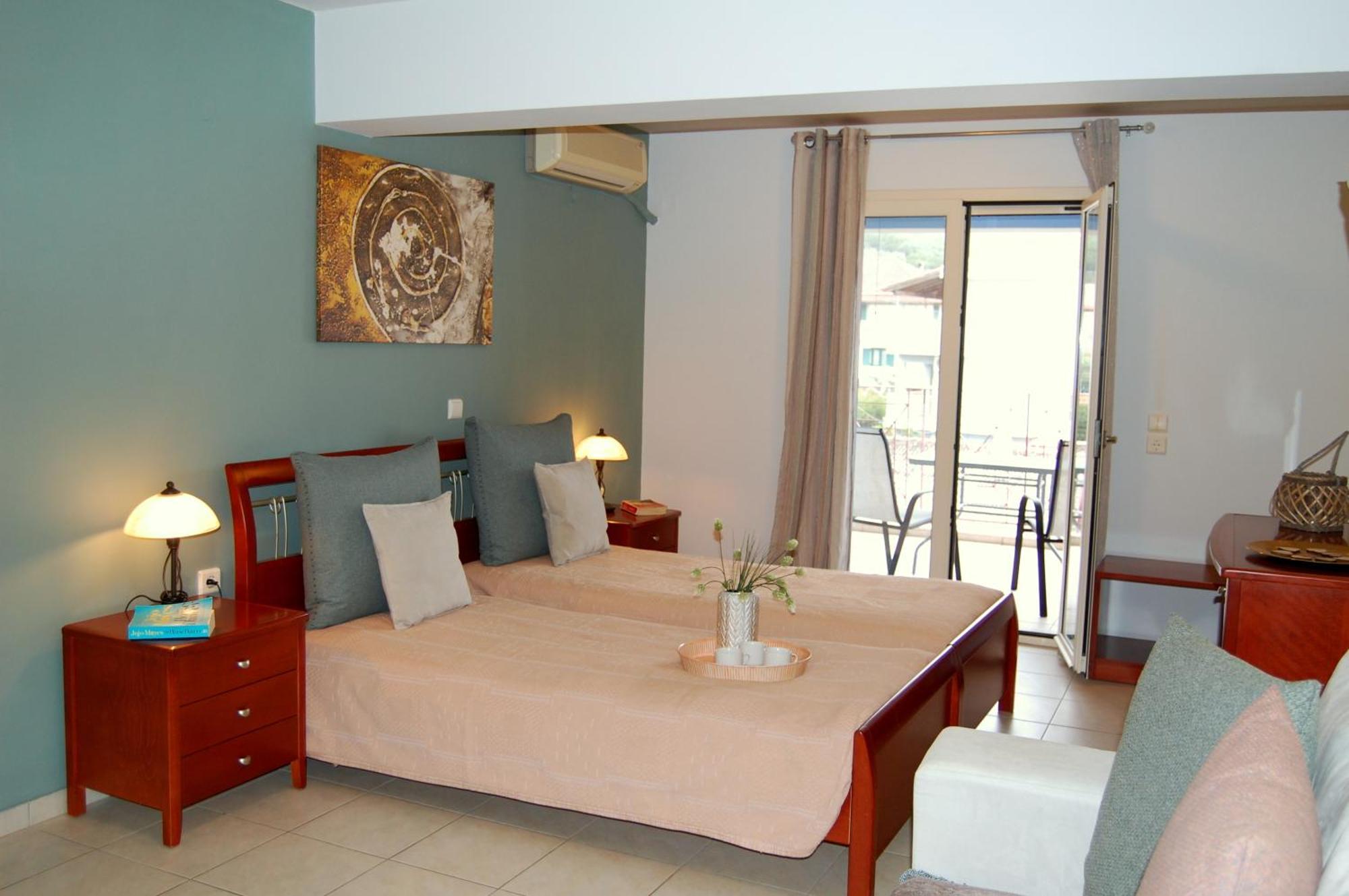 Alkyoni Apartments & Studios Poros  Ngoại thất bức ảnh