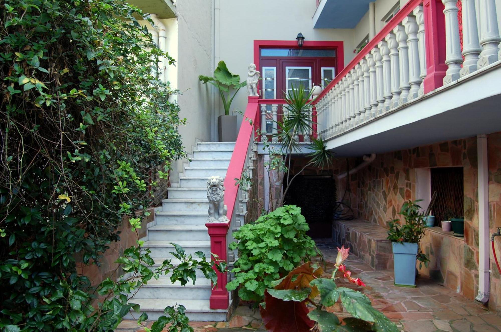 Alkyoni Apartments & Studios Poros  Ngoại thất bức ảnh